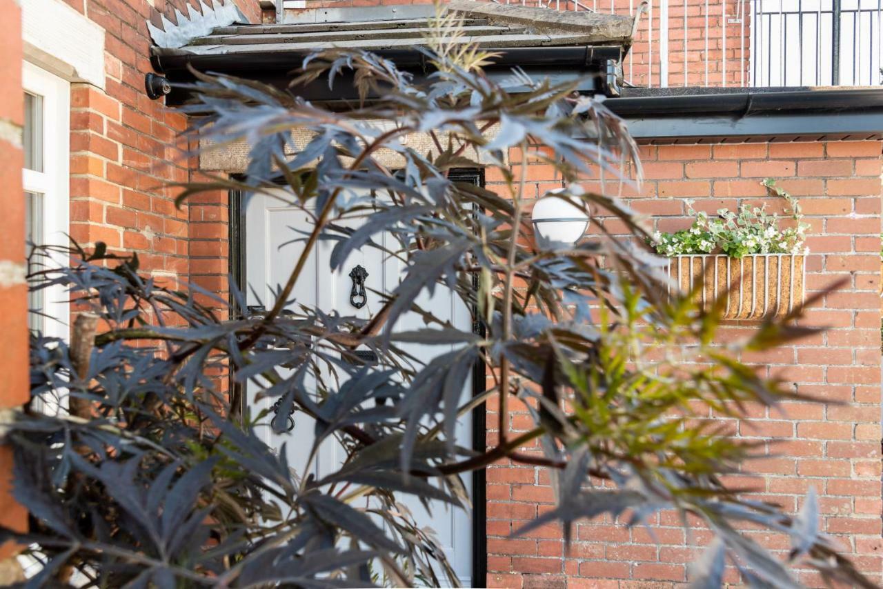 Bed and breakfast The Dartmouth Boutique B &B Extérieur photo